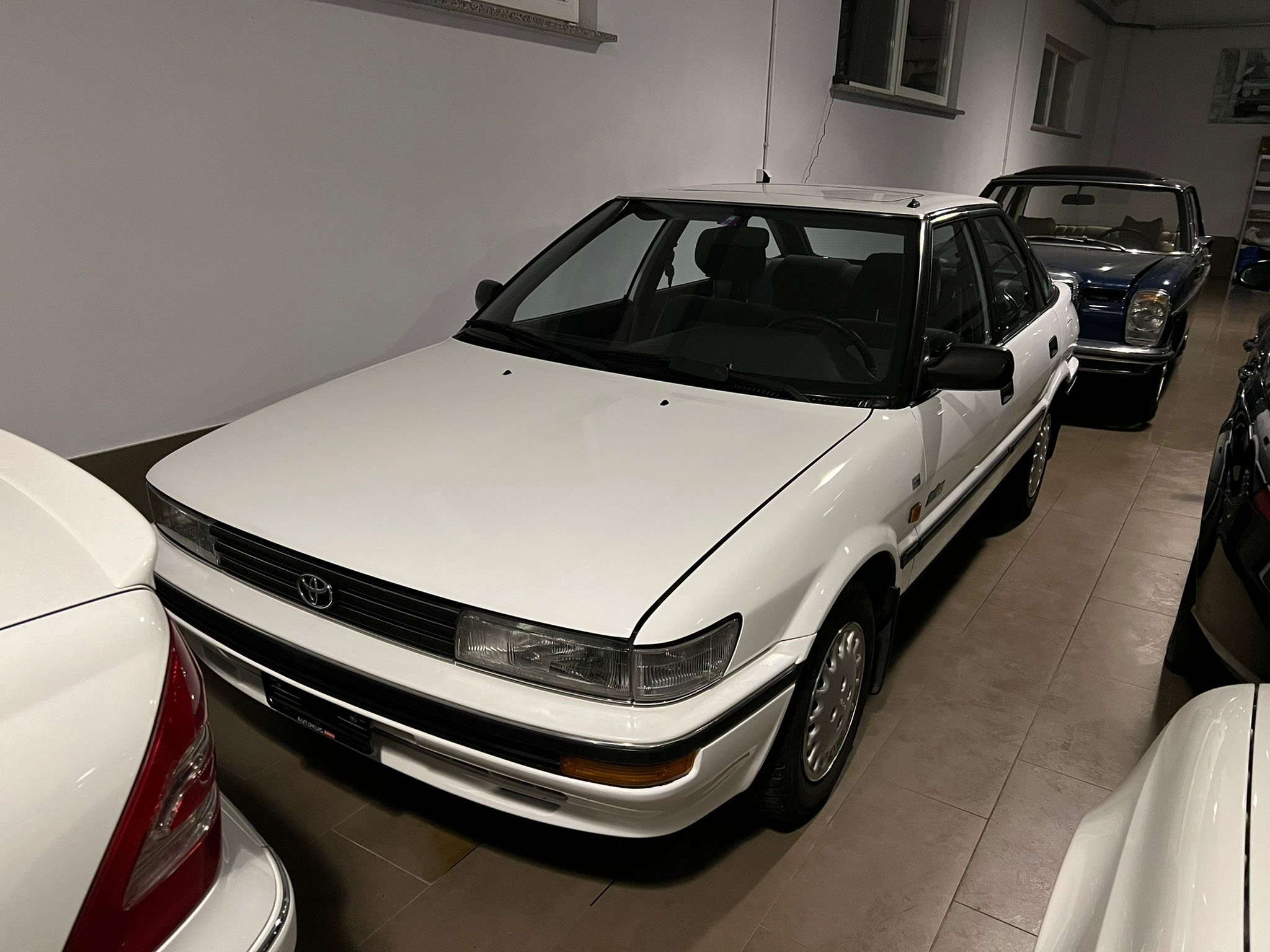 Toyota Corolla E9
