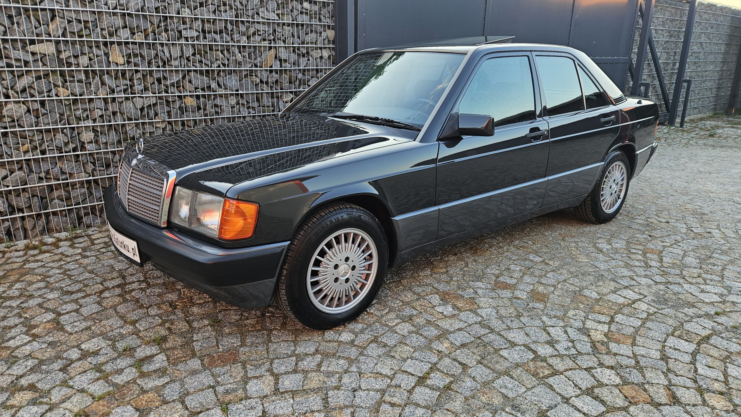 Mercedes 190E