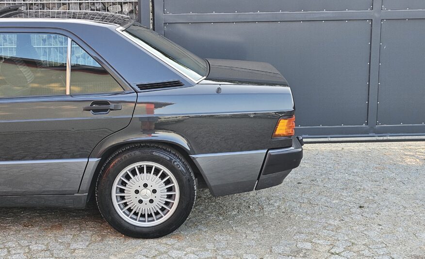 Mercedes 190E