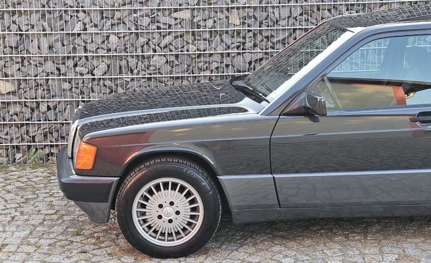 Mercedes 190E