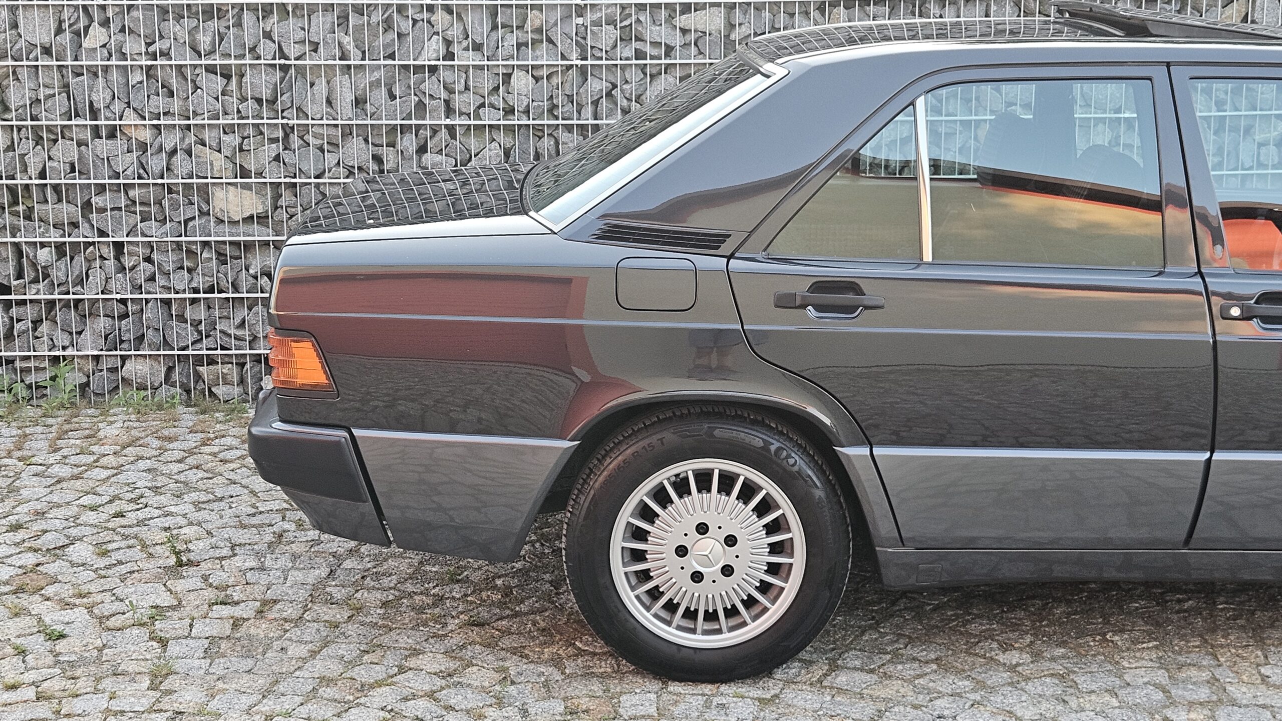 Mercedes 190E