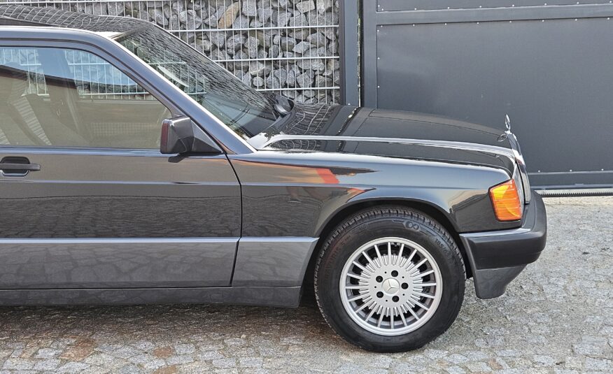 Mercedes 190E