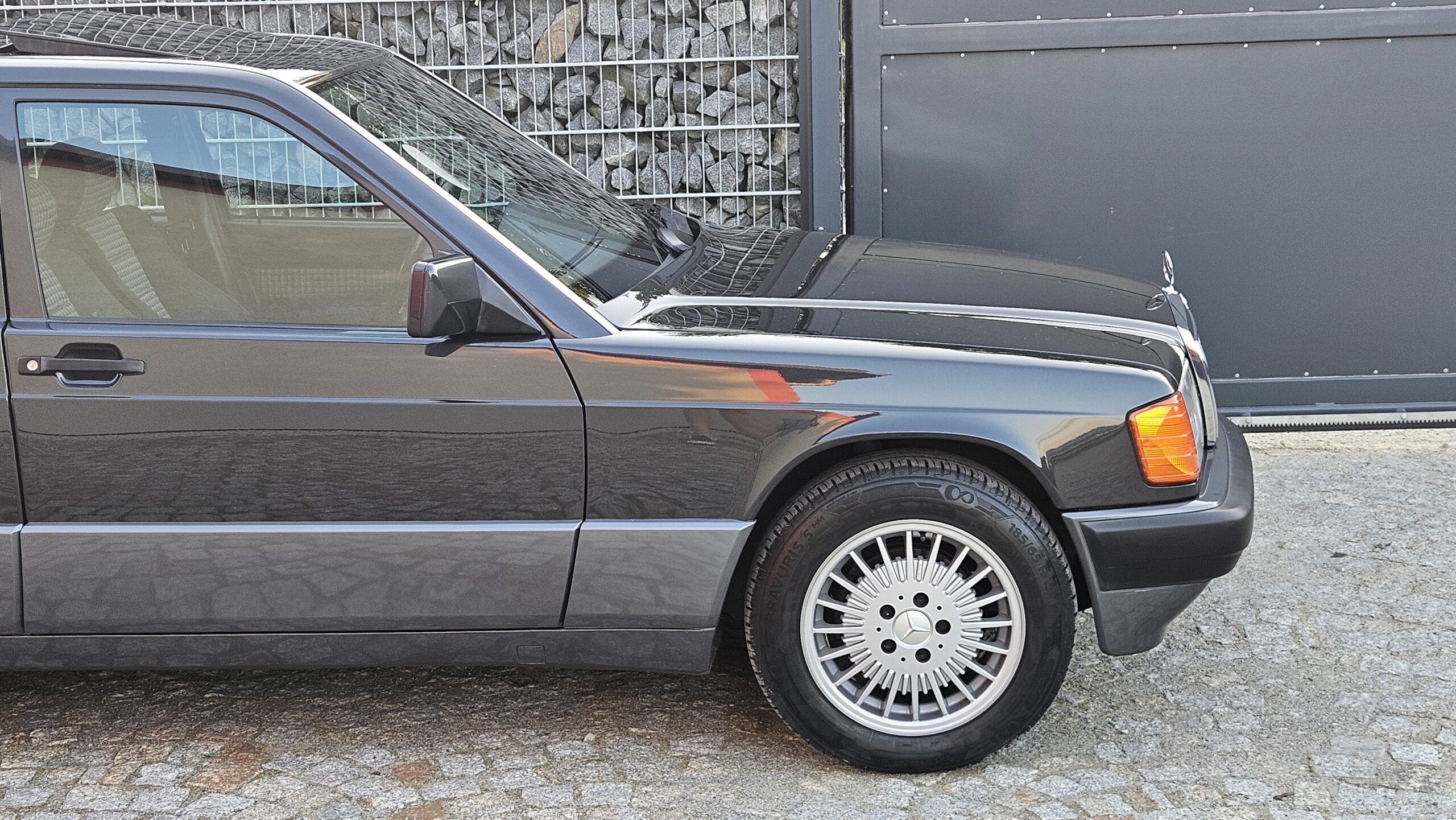 Mercedes 190E