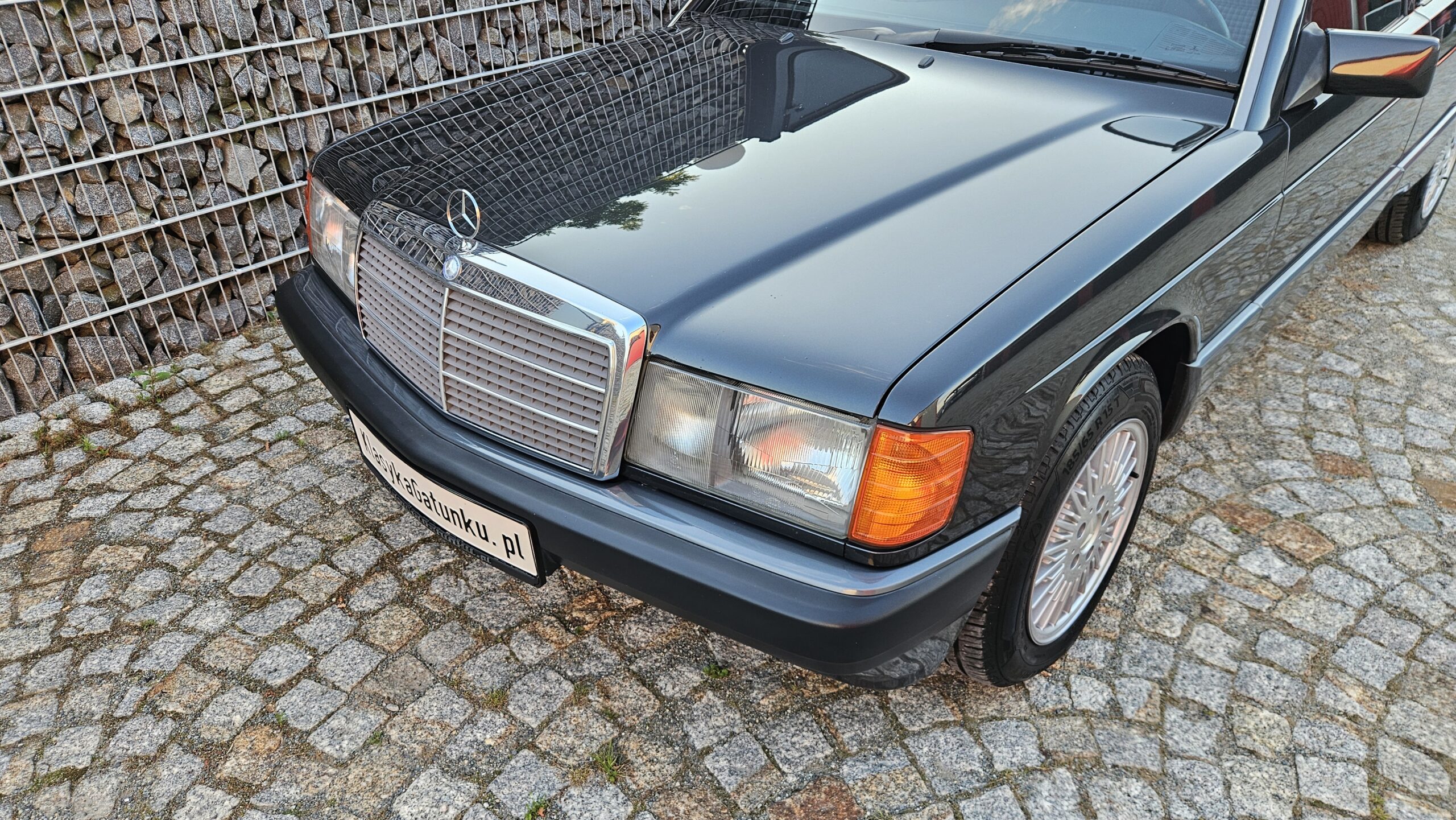 Mercedes 190E