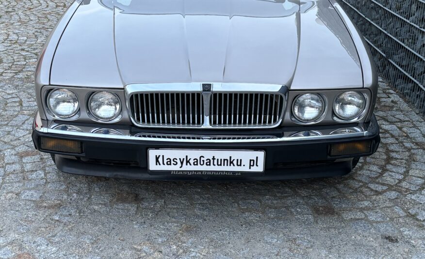 Jaguar XJ6