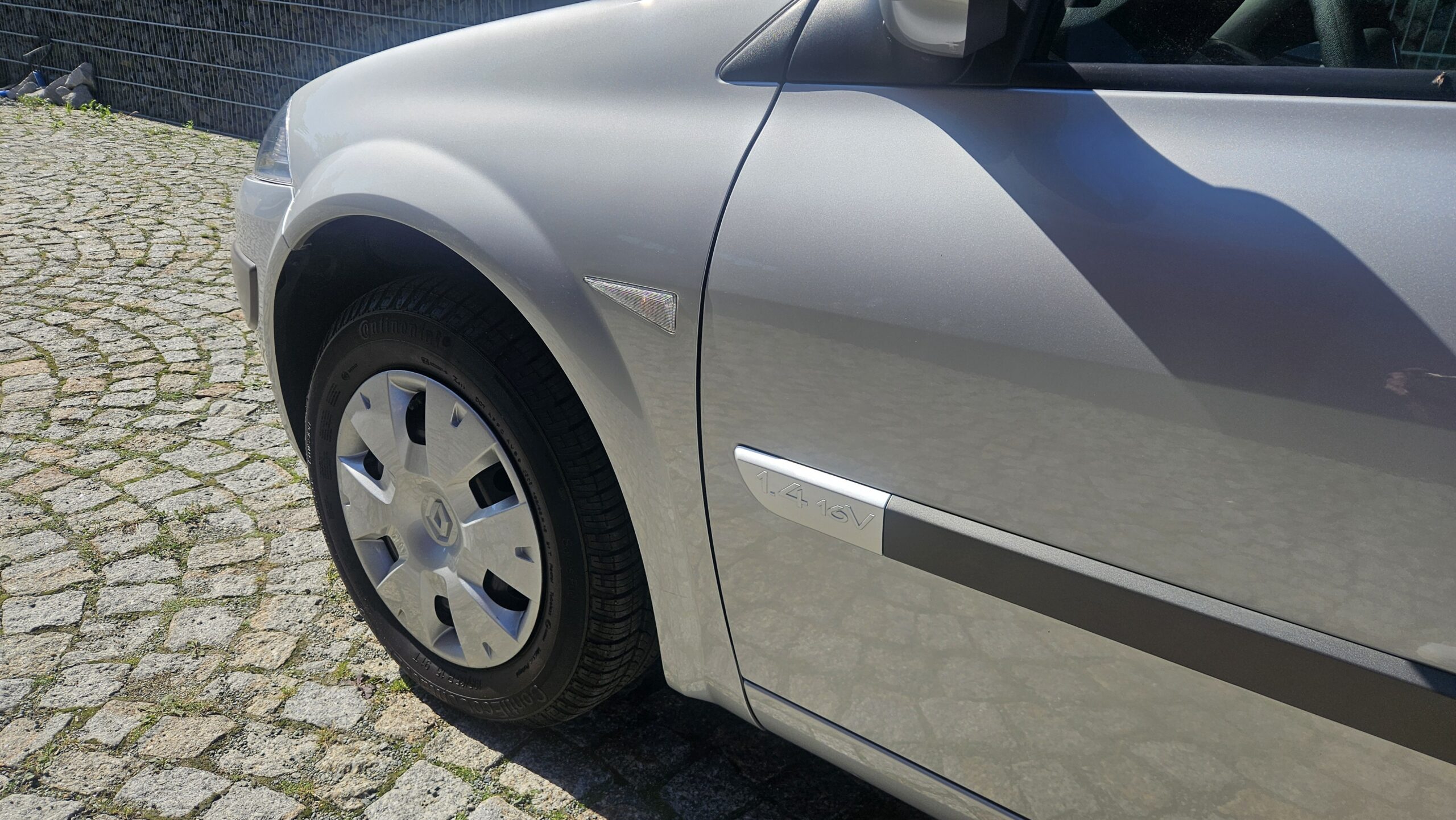 Renault Megane II 1.4 16v