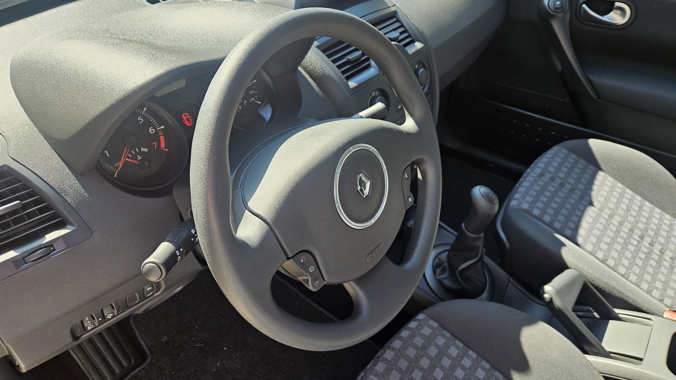 Renault Megane II 1.4 16v