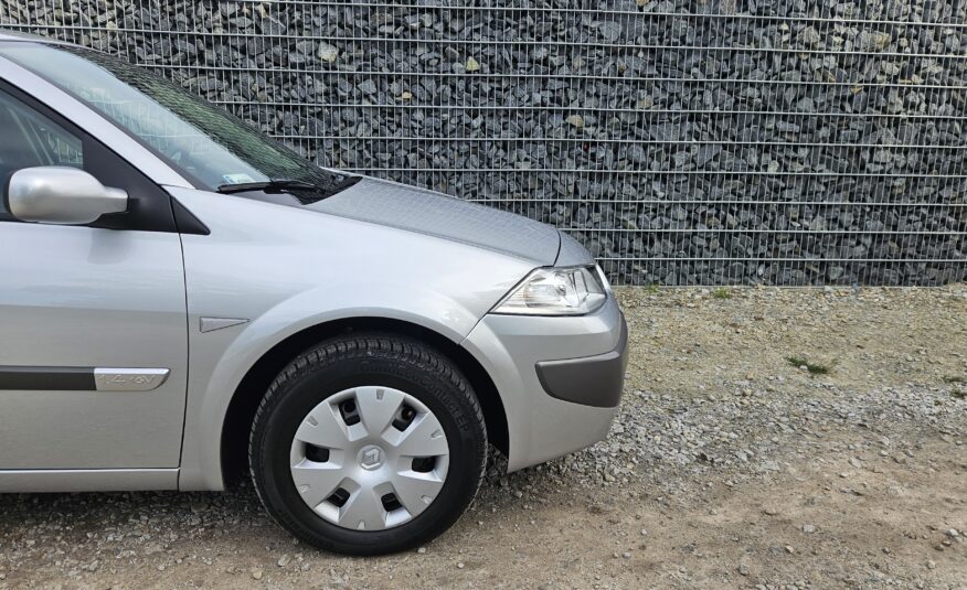 Renault Megane II 1.4 16v