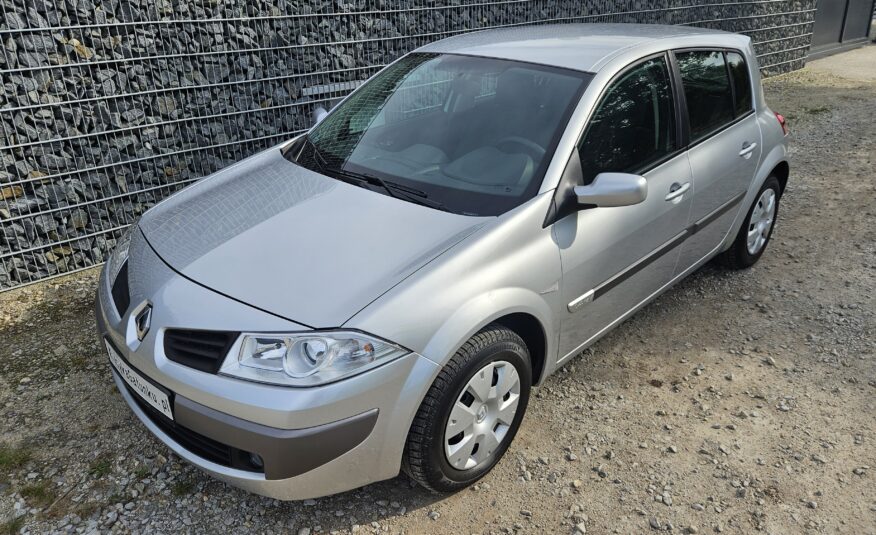 Renault Megane II 1.4 16v