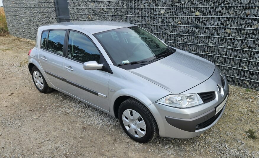 Renault Megane II 1.4 16v