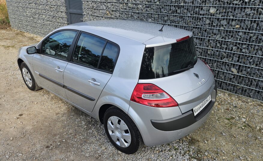 Renault Megane II 1.4 16v