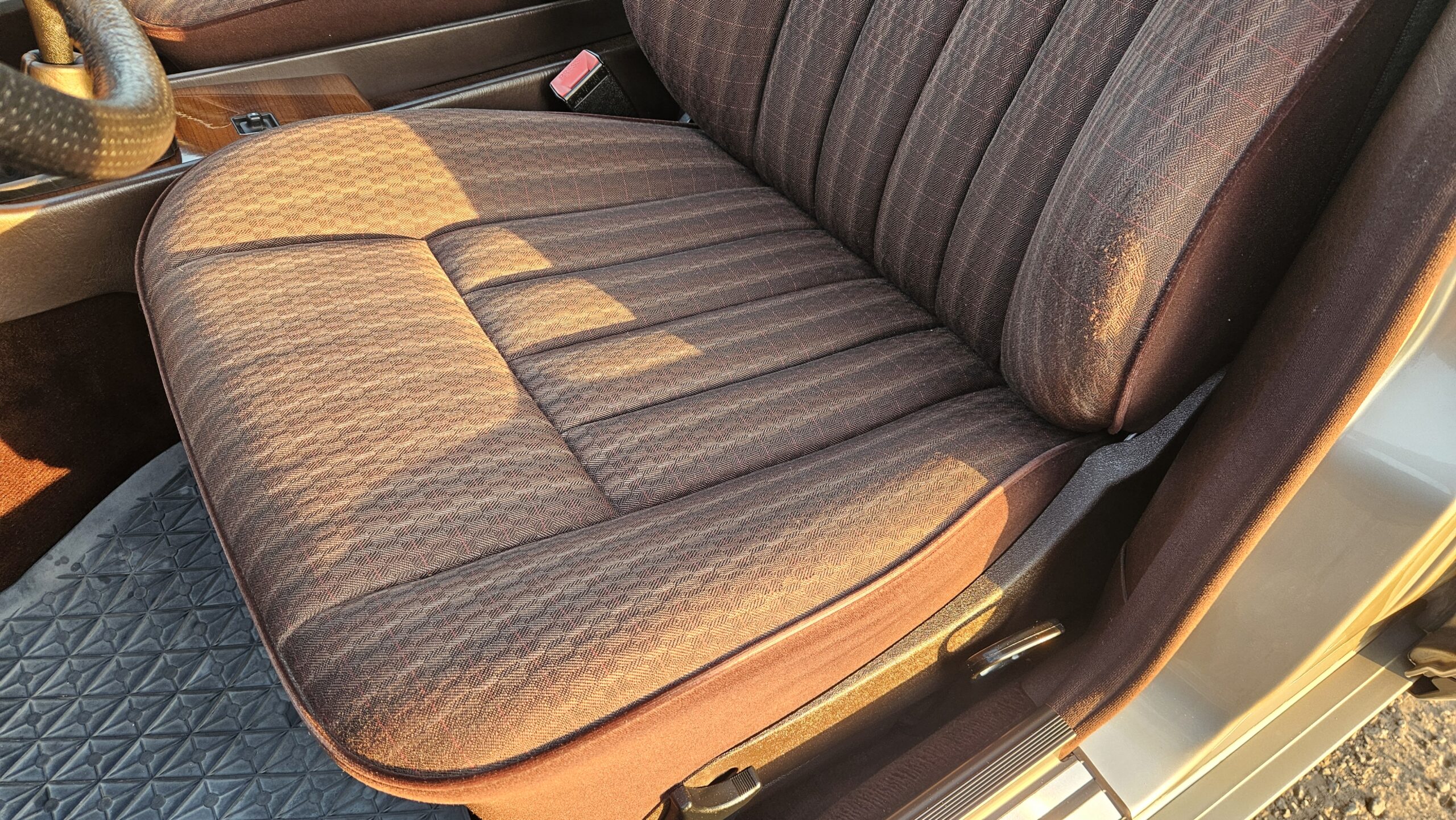 Mercedes 200D W124