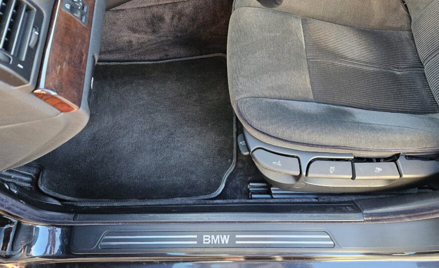 BMW 728i E38