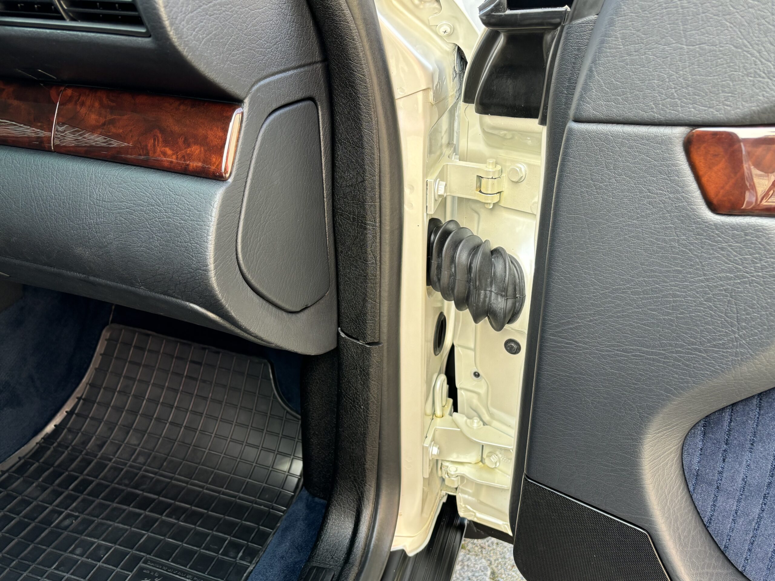 Audi 100 2.8 Avant Quattro C4