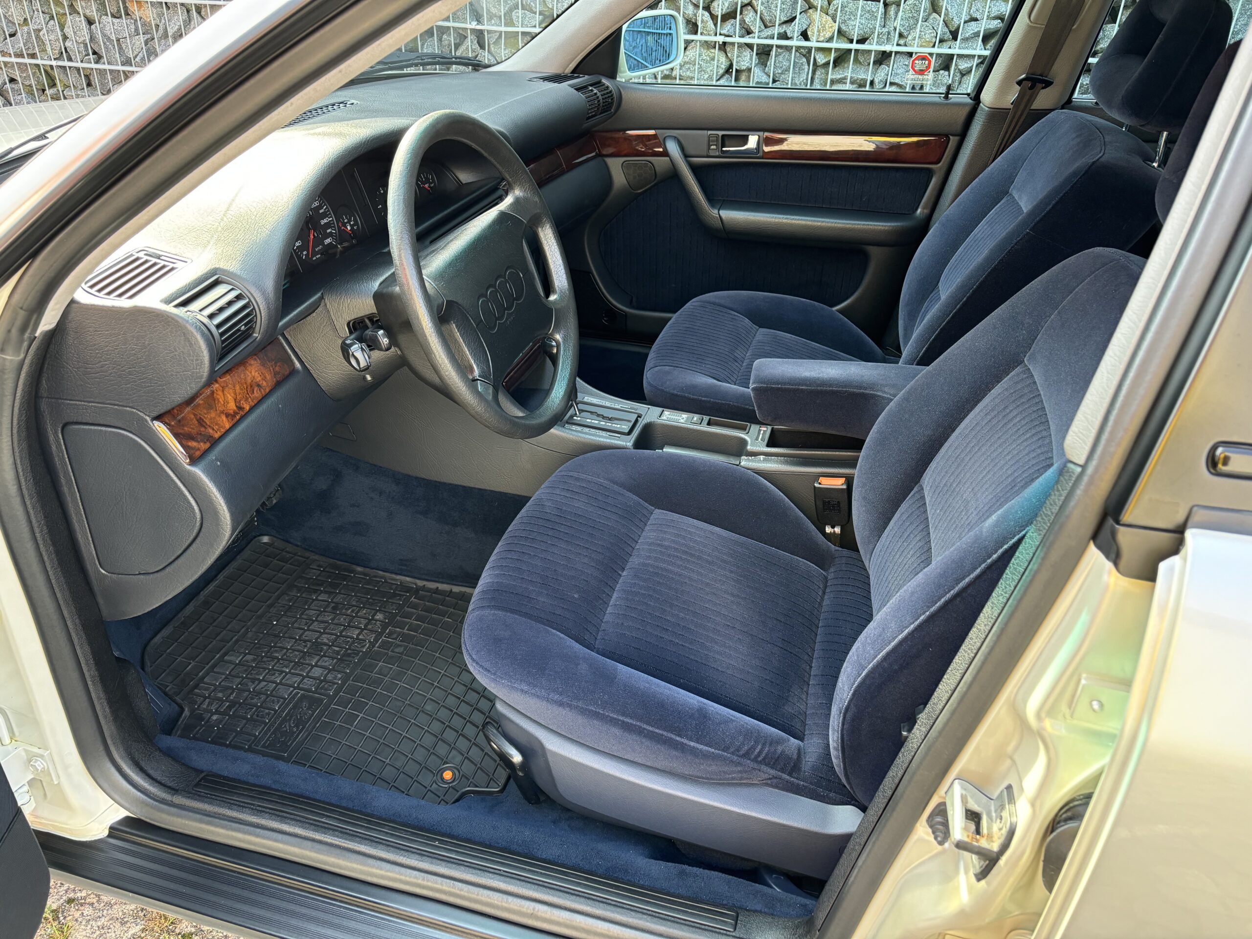 Audi 100 2.8 Avant Quattro C4