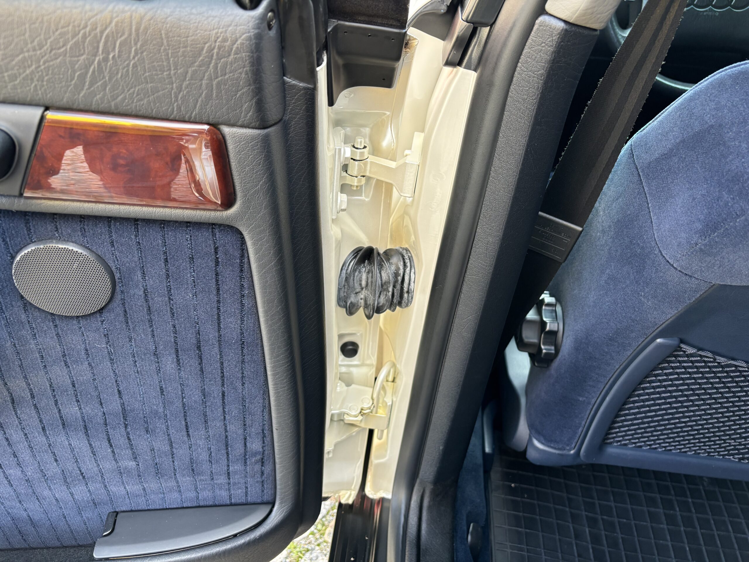 Audi 100 2.8 Avant Quattro C4