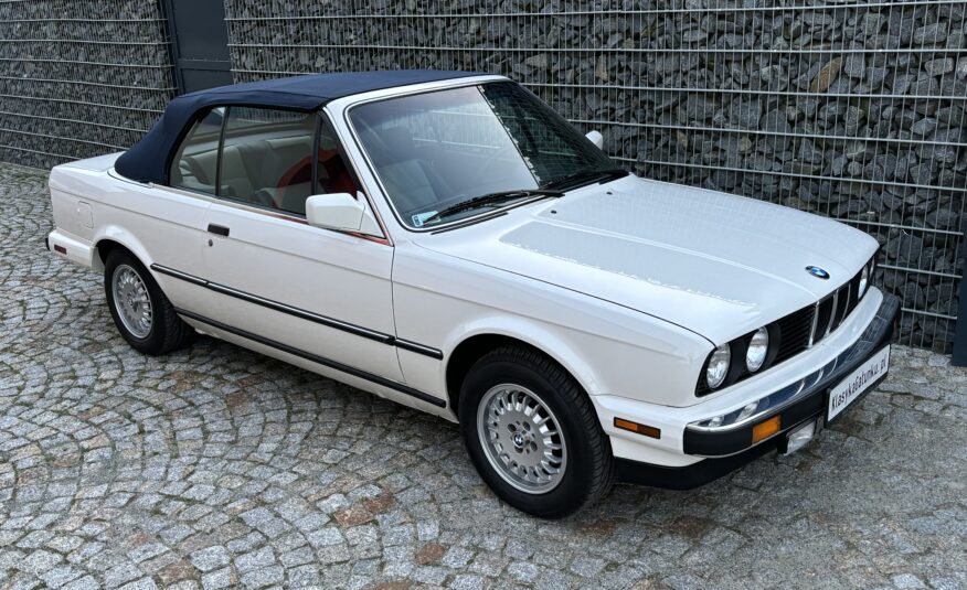 BMW 325i Cabriolet E30