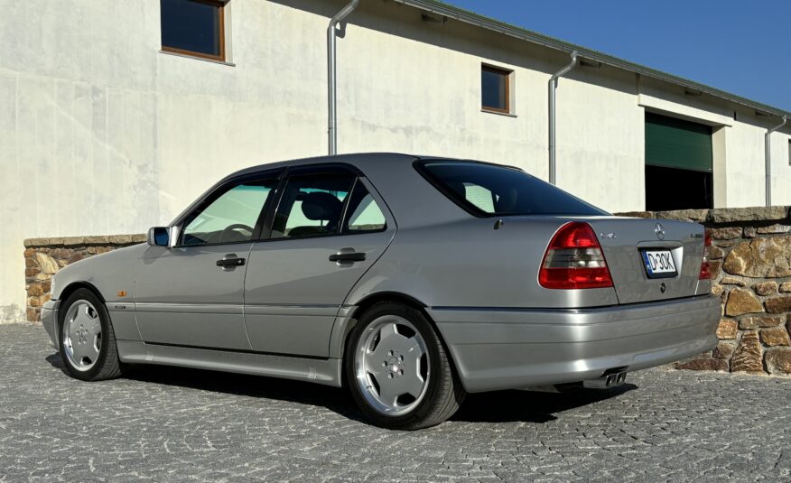 Mercedes C36 AMG W202