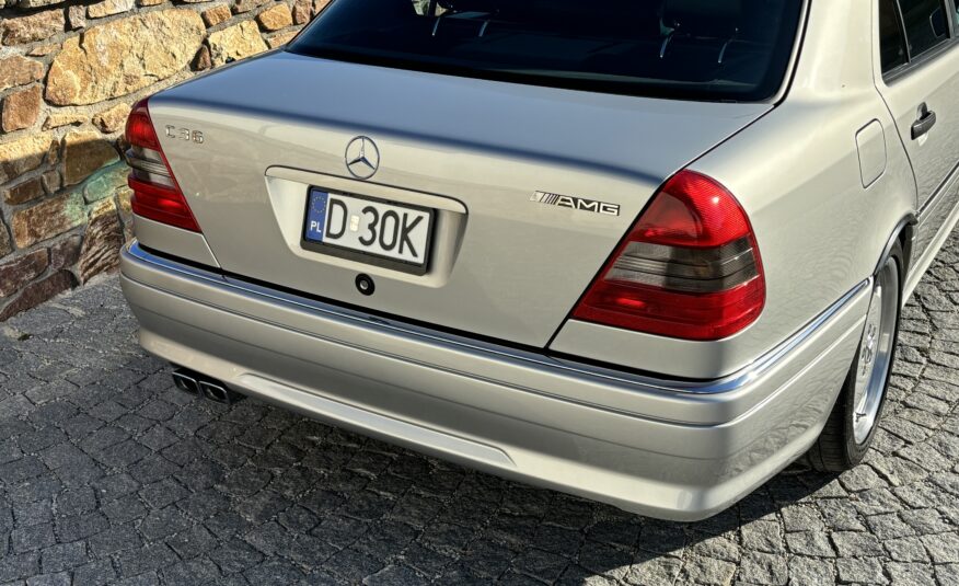 Mercedes C36 AMG W202