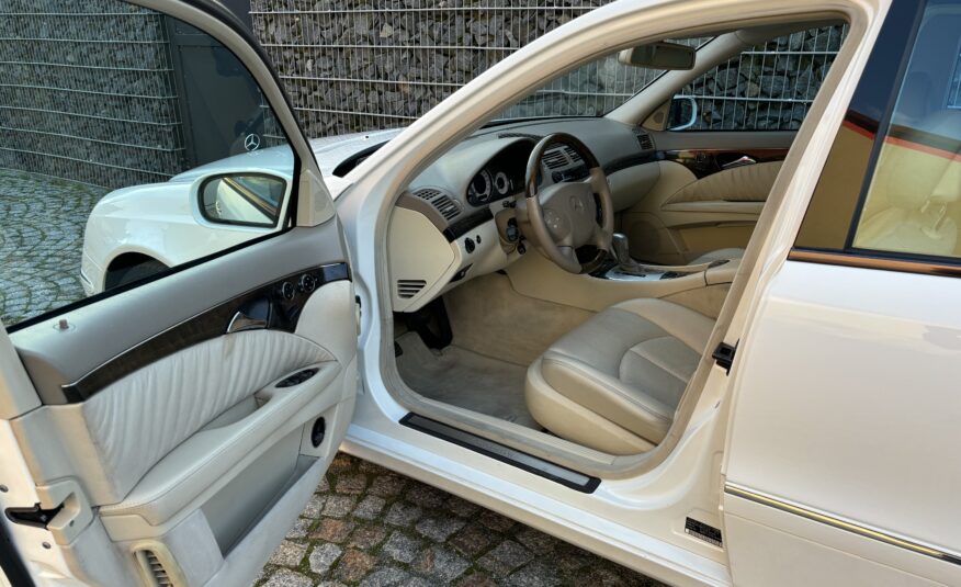 Mercedes E500 W211