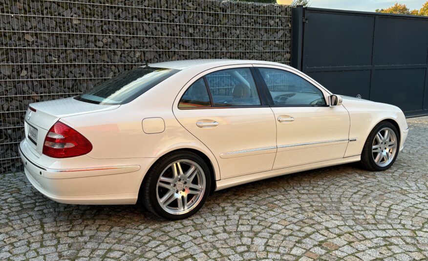 Mercedes E500 W211