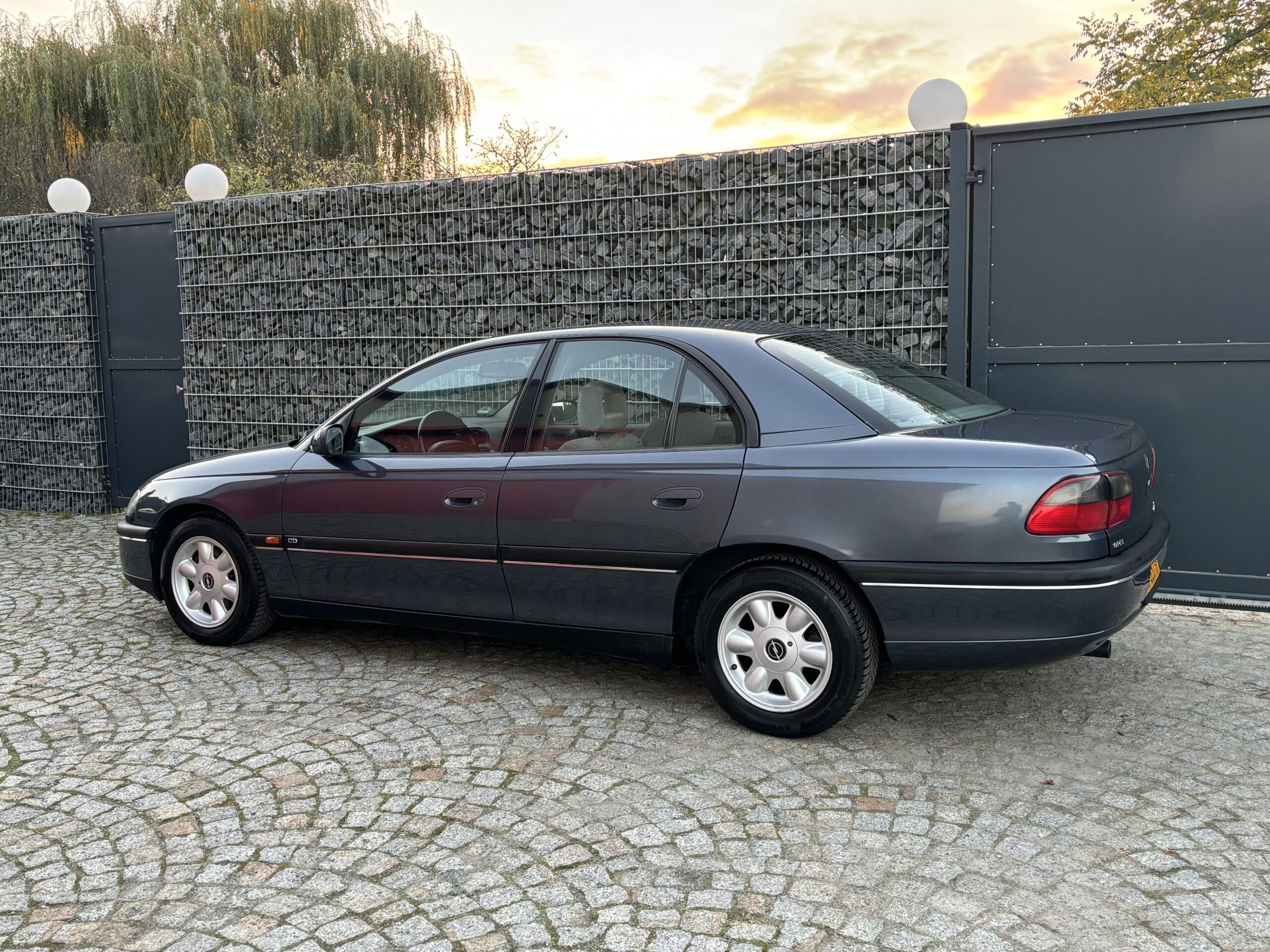 Opel Omega B 2.5 V6