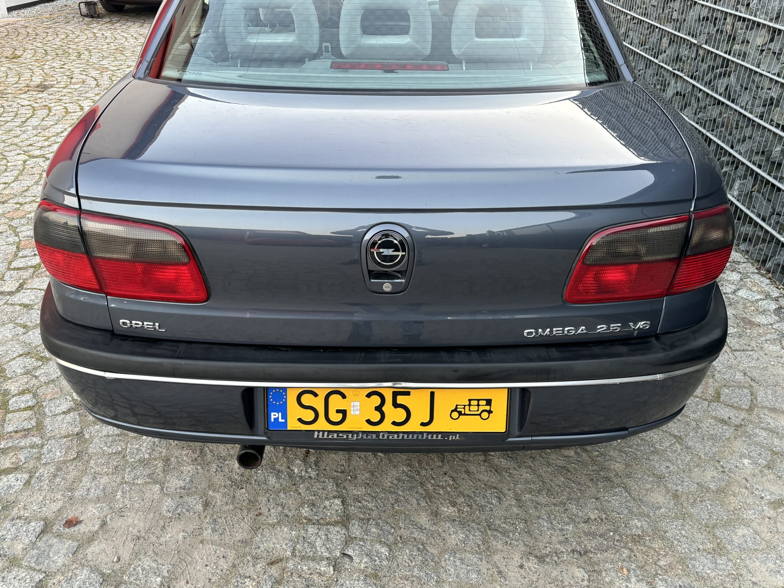 Opel Omega B 2.5 V6