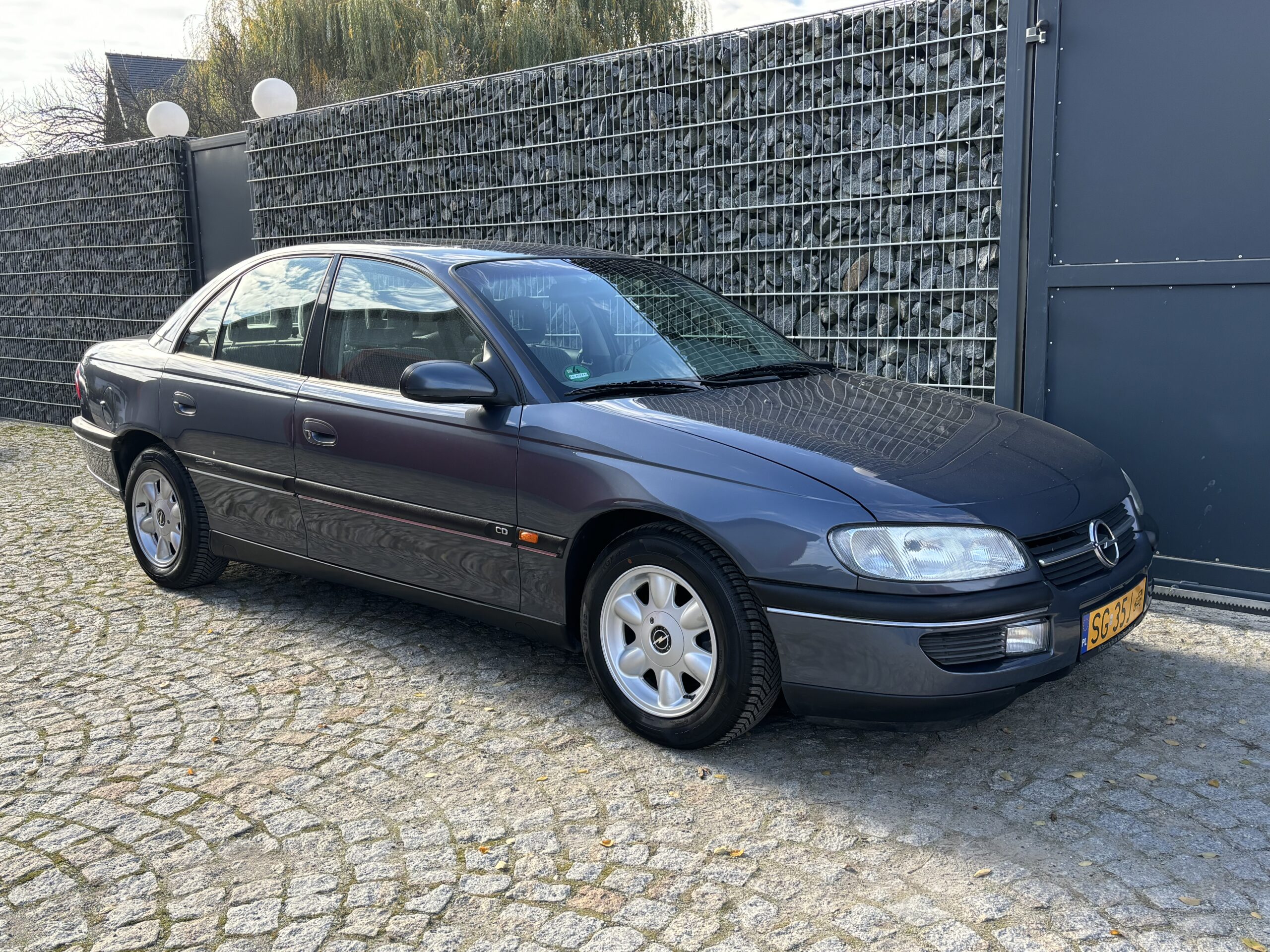 Opel Omega B 2.5 V6