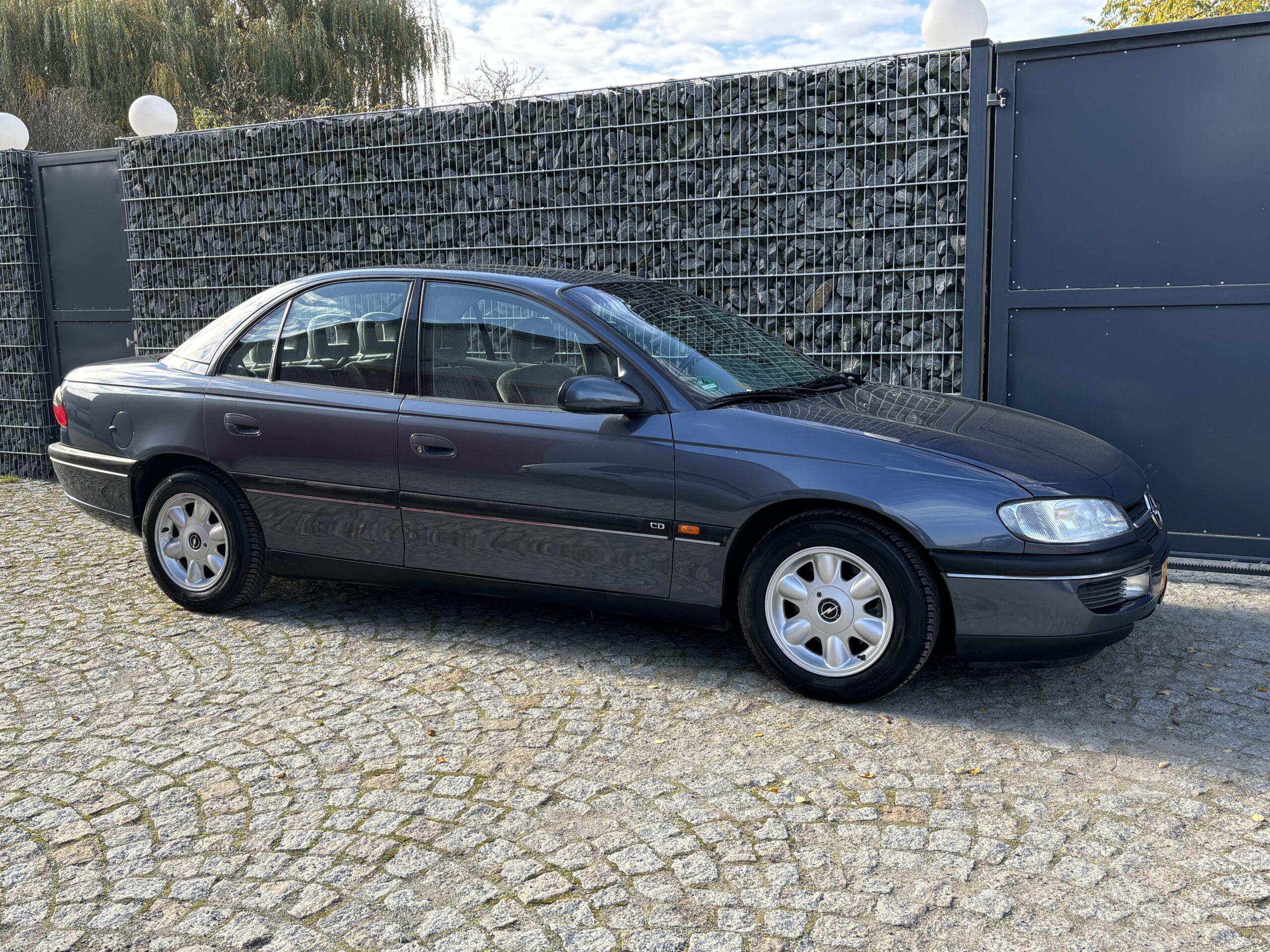 Opel Omega B 2.5 V6