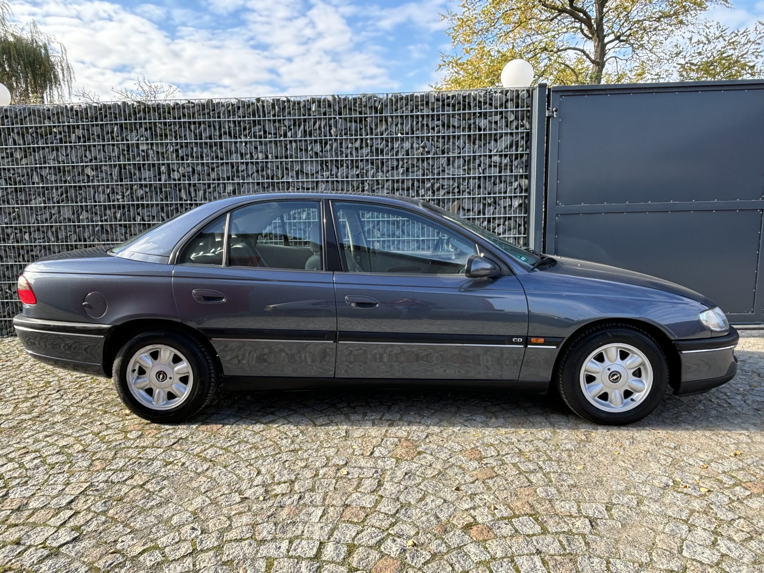 Opel Omega B 2.5 V6