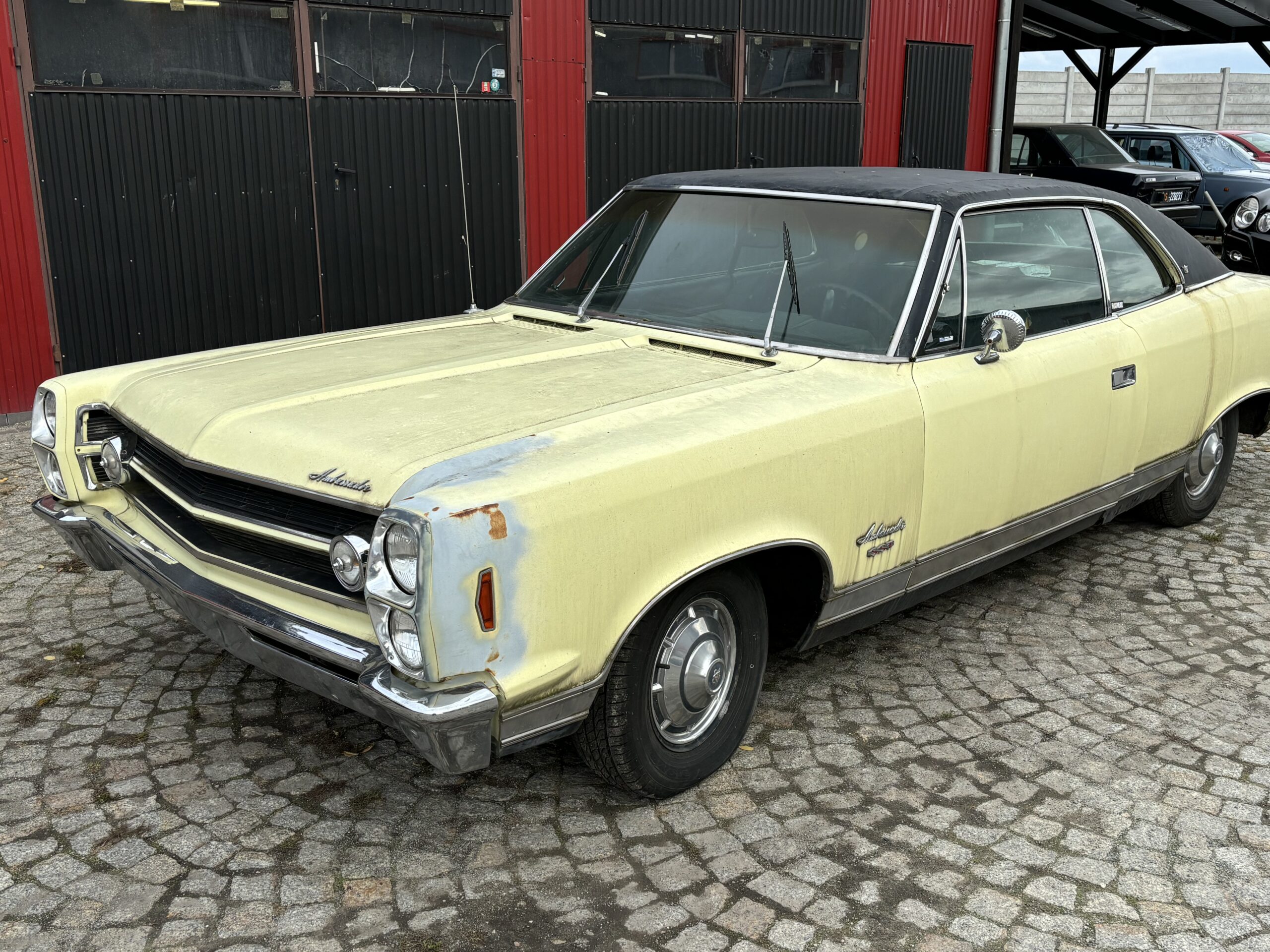 AMC Ambassador 5.6 V8