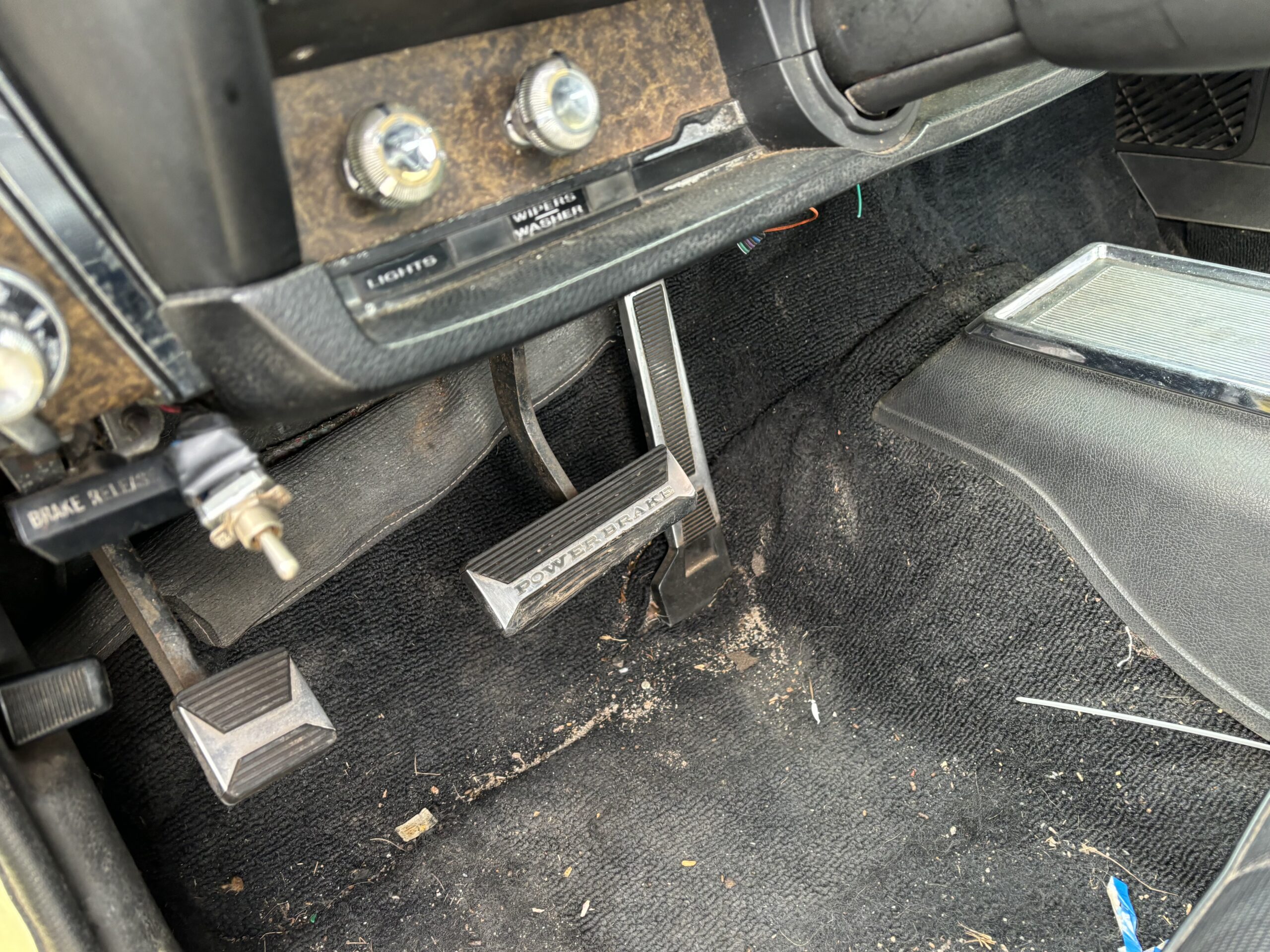 AMC Ambassador 5.6 V8