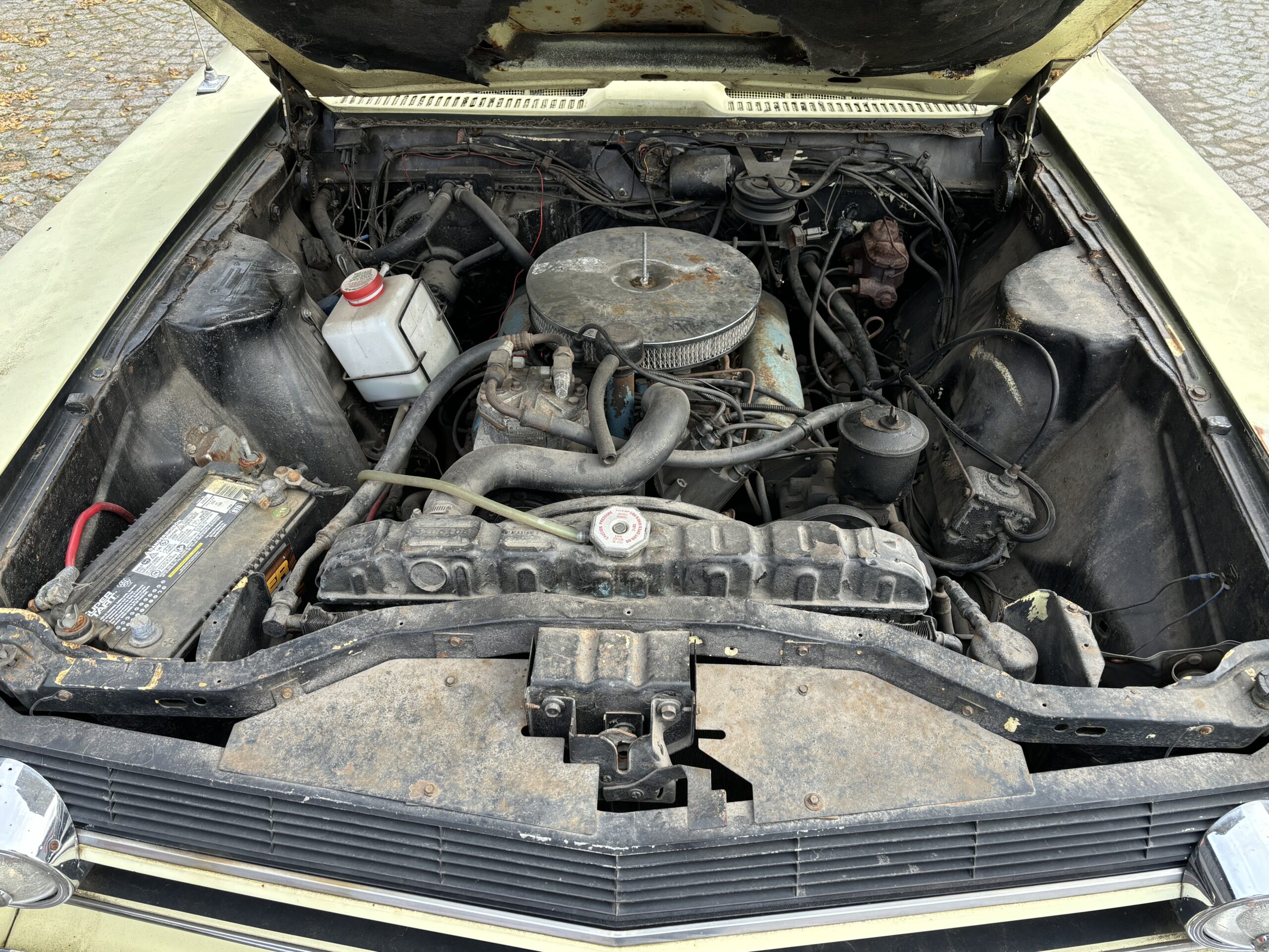AMC Ambassador 5.6 V8