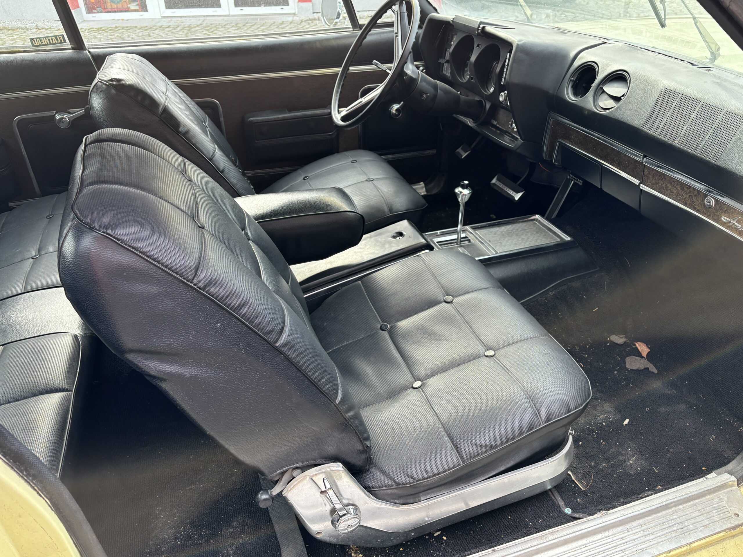 AMC Ambassador 5.6 V8