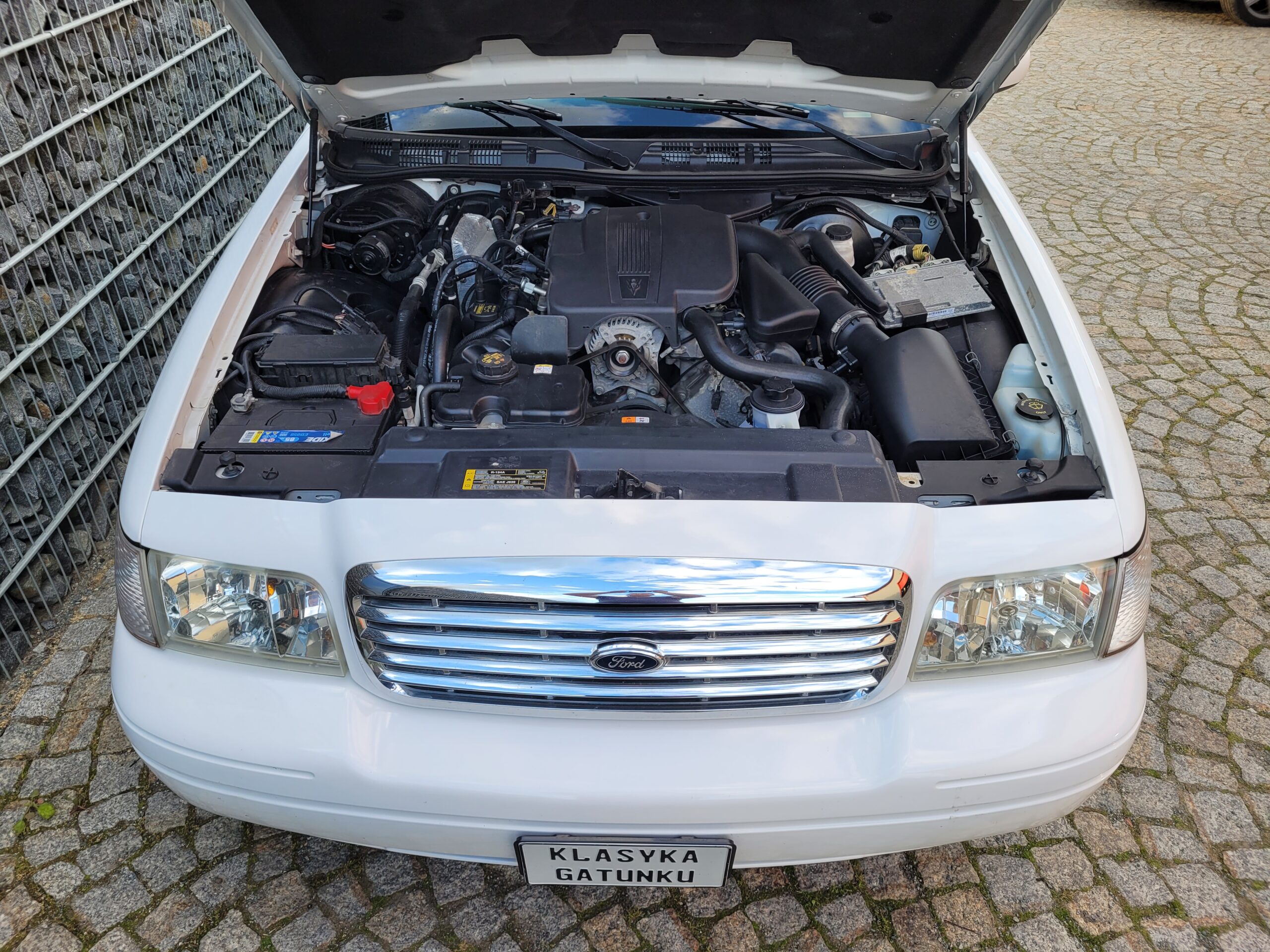 Ford Crown Victoria