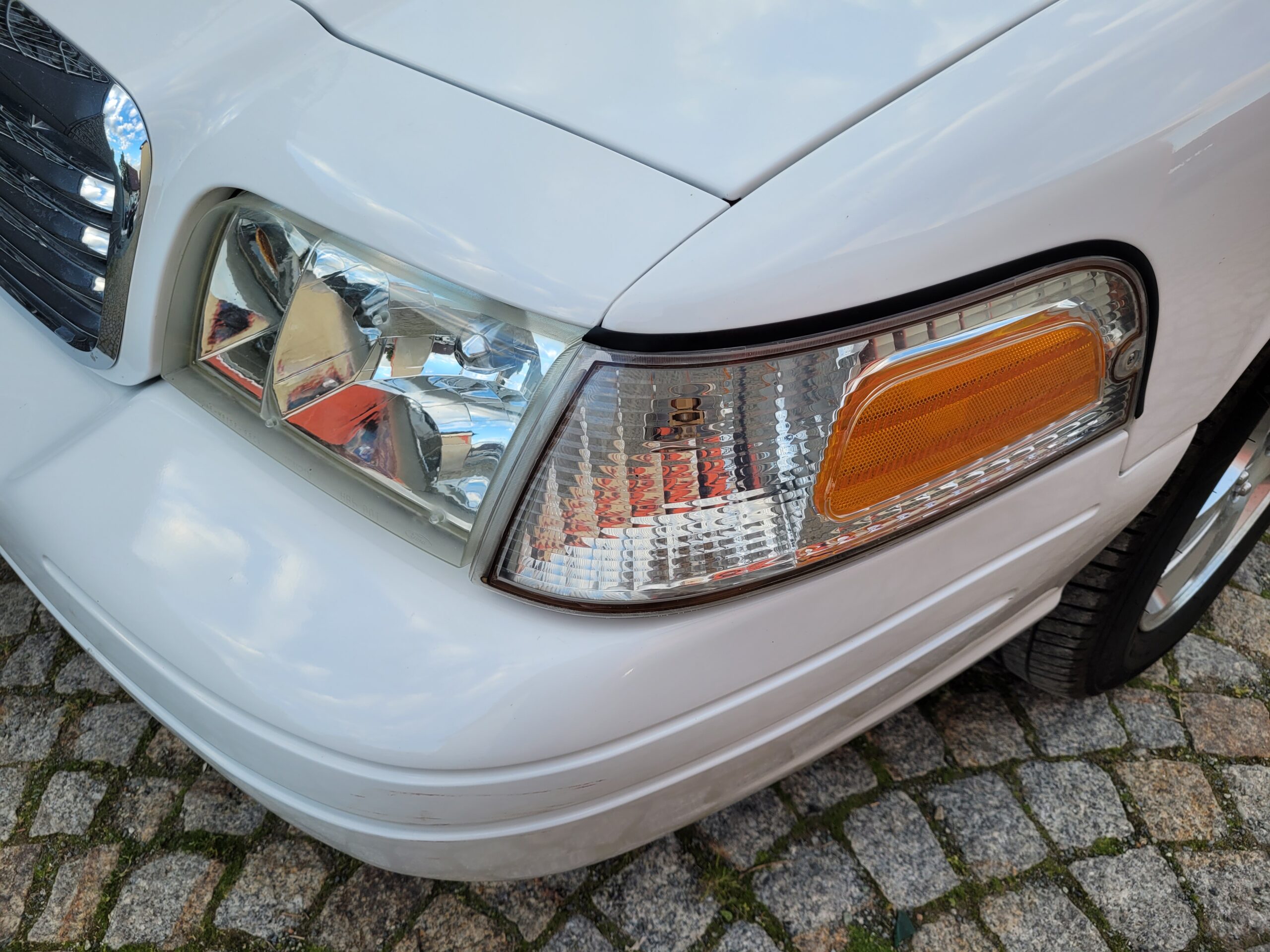 Ford Crown Victoria