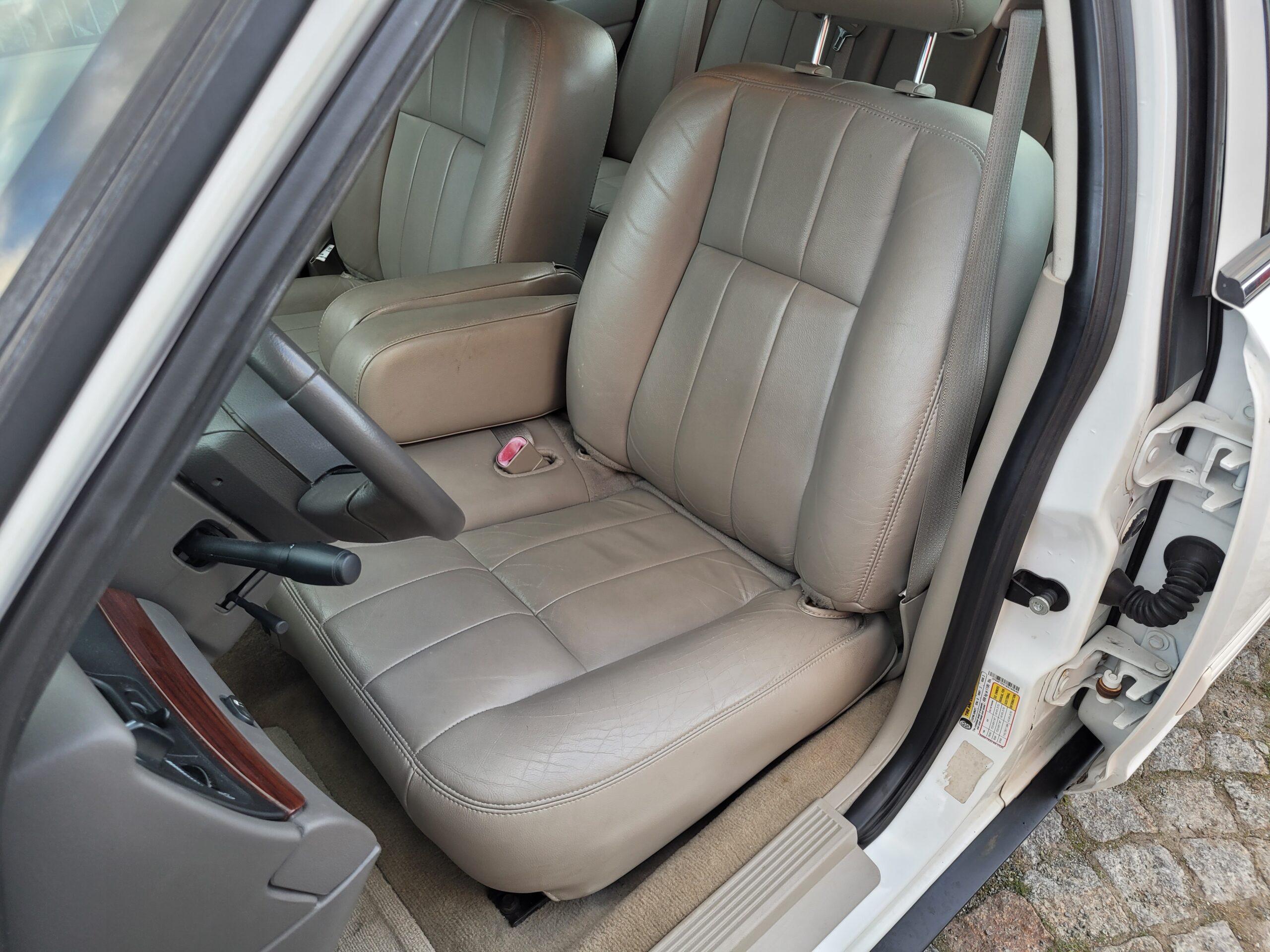 Ford Crown Victoria