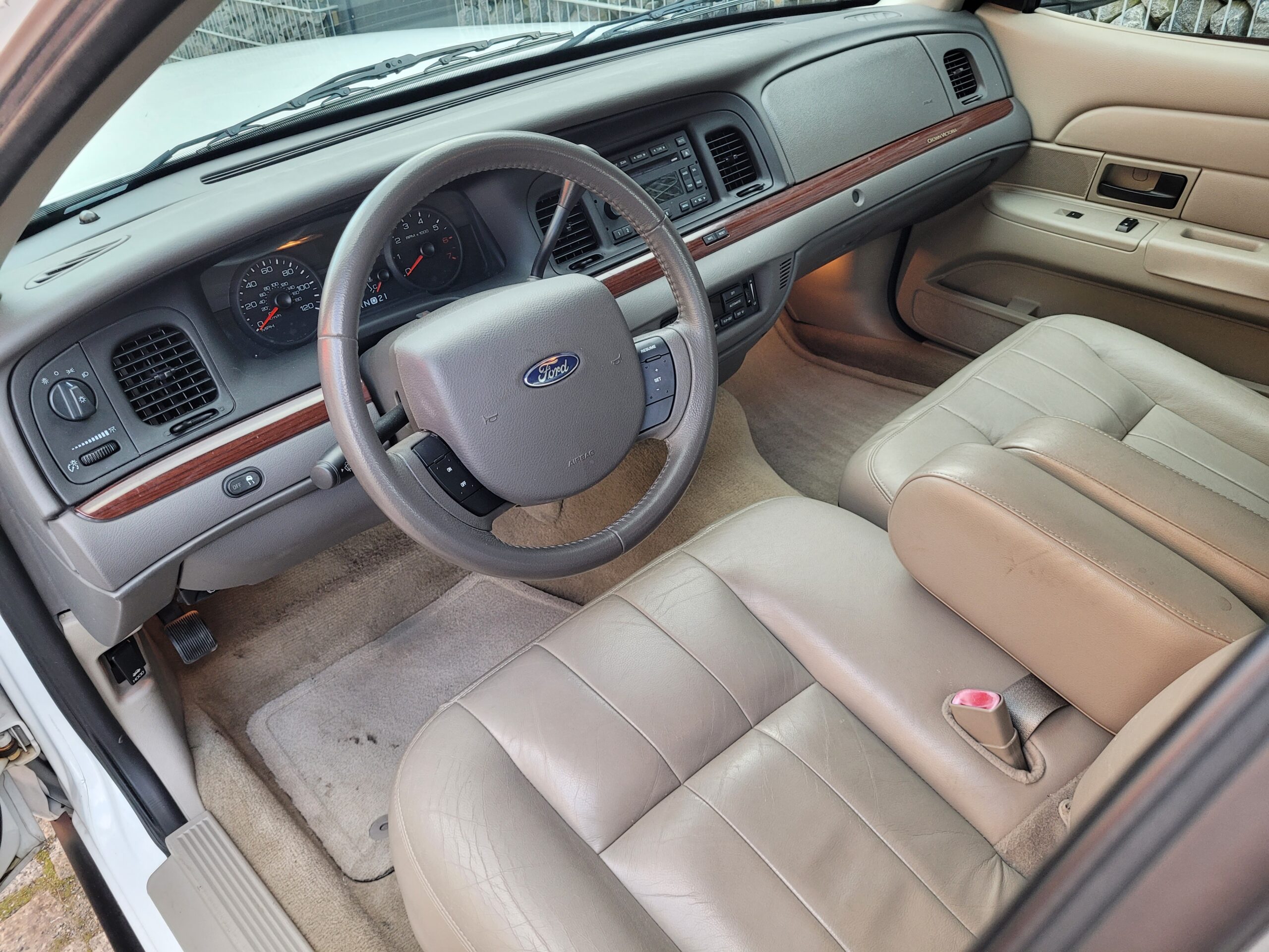 Ford Crown Victoria