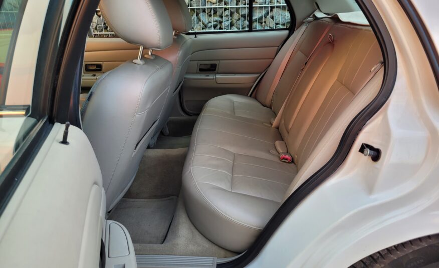 Ford Crown Victoria