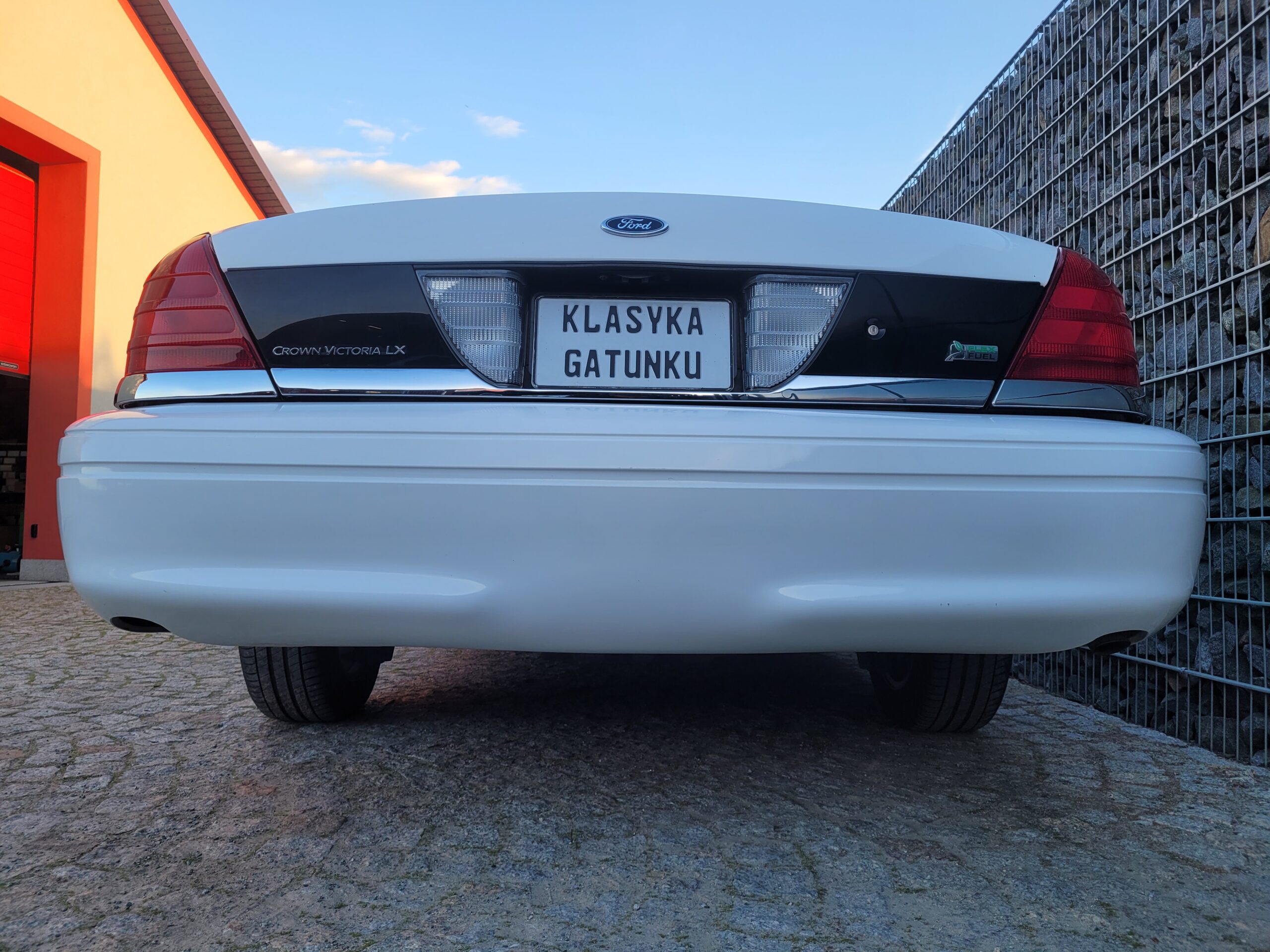 Ford Crown Victoria