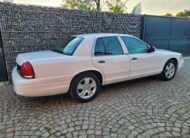 Ford Crown Victoria