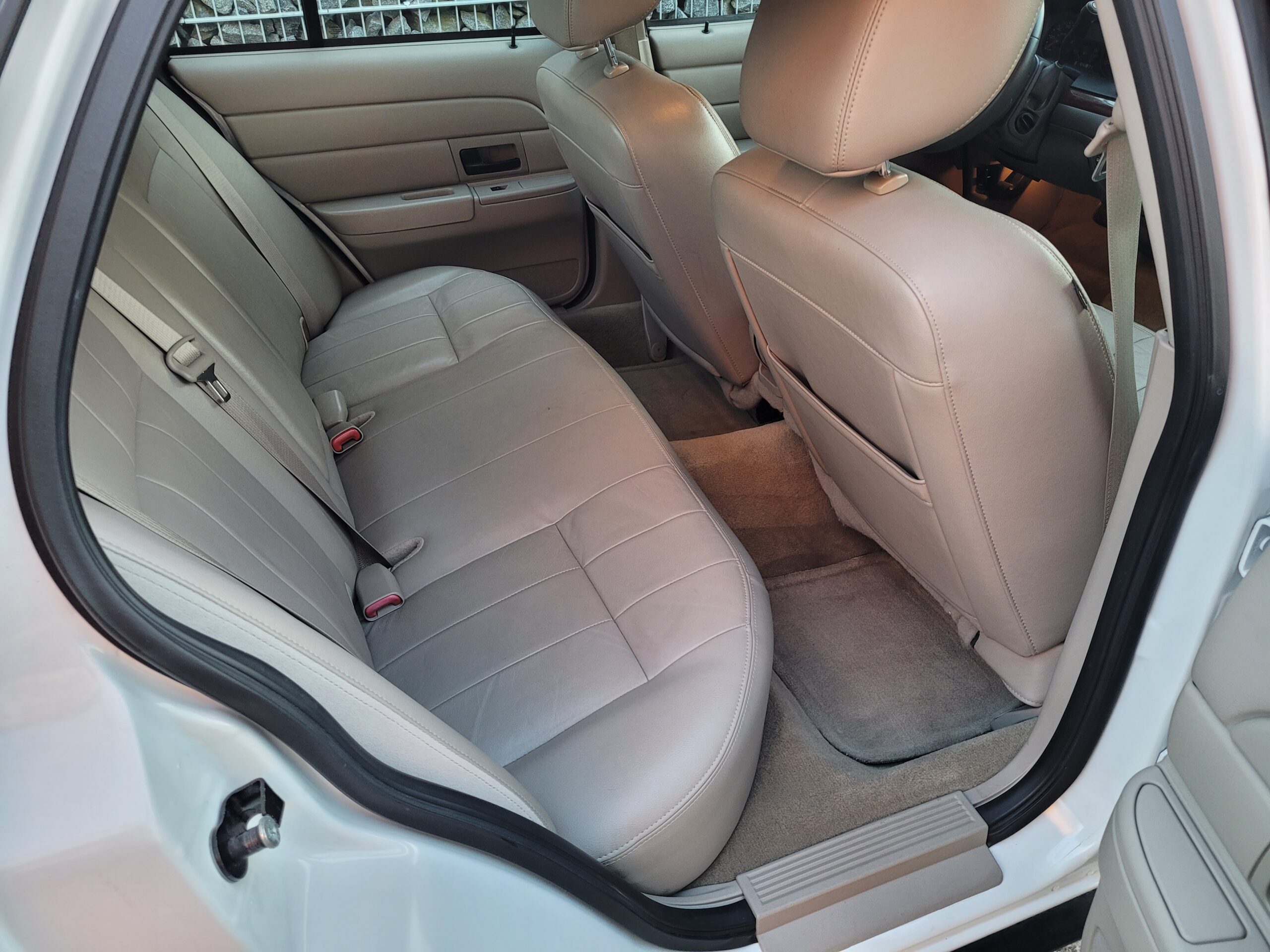 Ford Crown Victoria