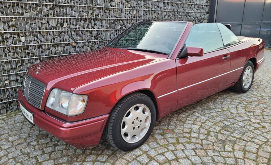 Mercedes E220 Cabriolet