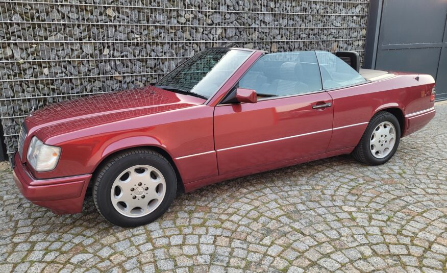 Mercedes E220 Cabriolet
