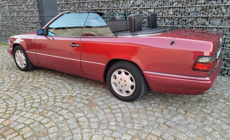 Mercedes E220 Cabriolet
