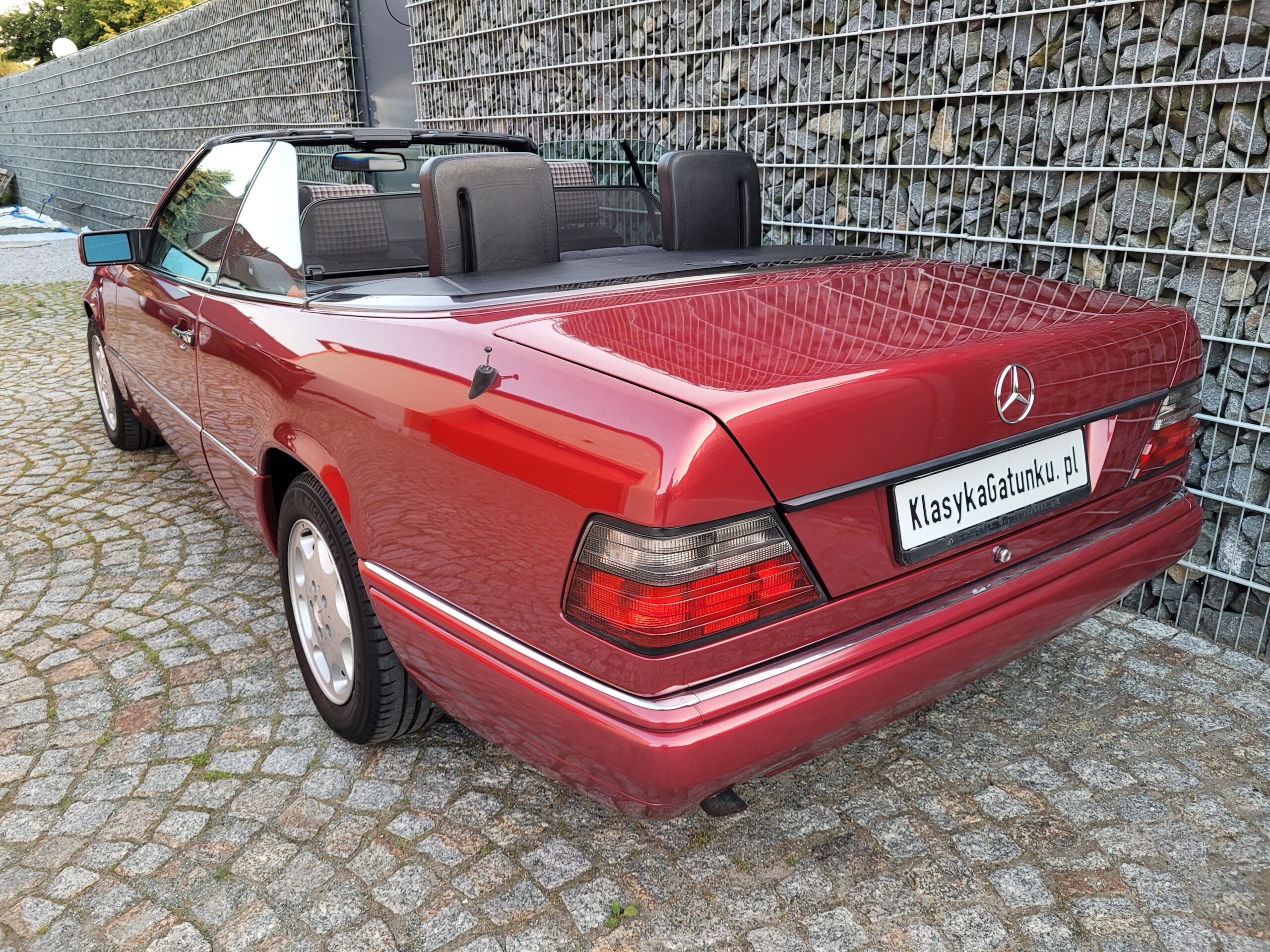 Mercedes E220 Cabriolet