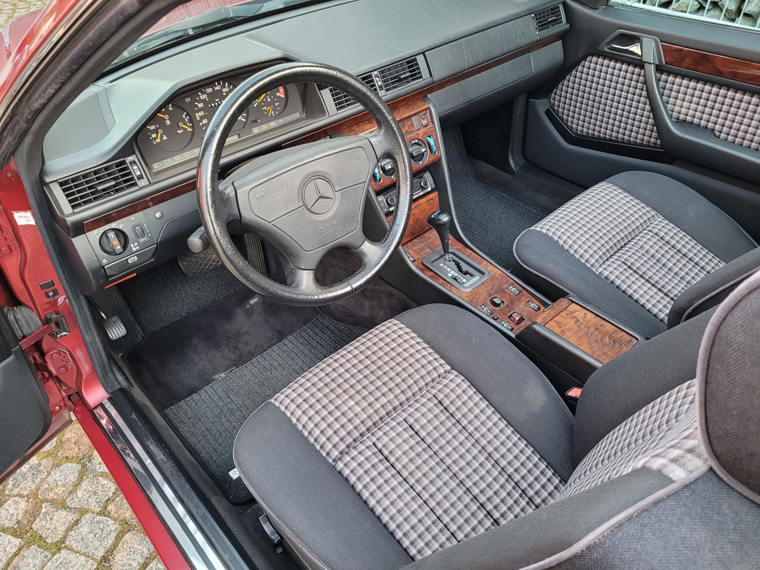 Mercedes E220 Cabriolet
