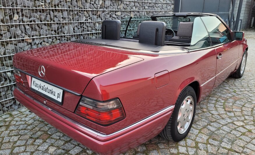 Mercedes E220 Cabriolet