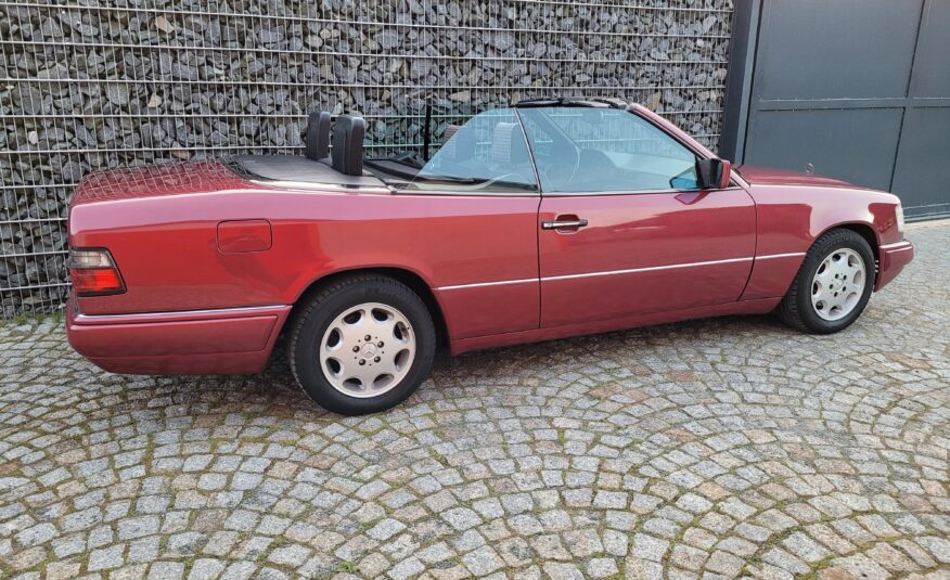 Mercedes E220 Cabriolet
