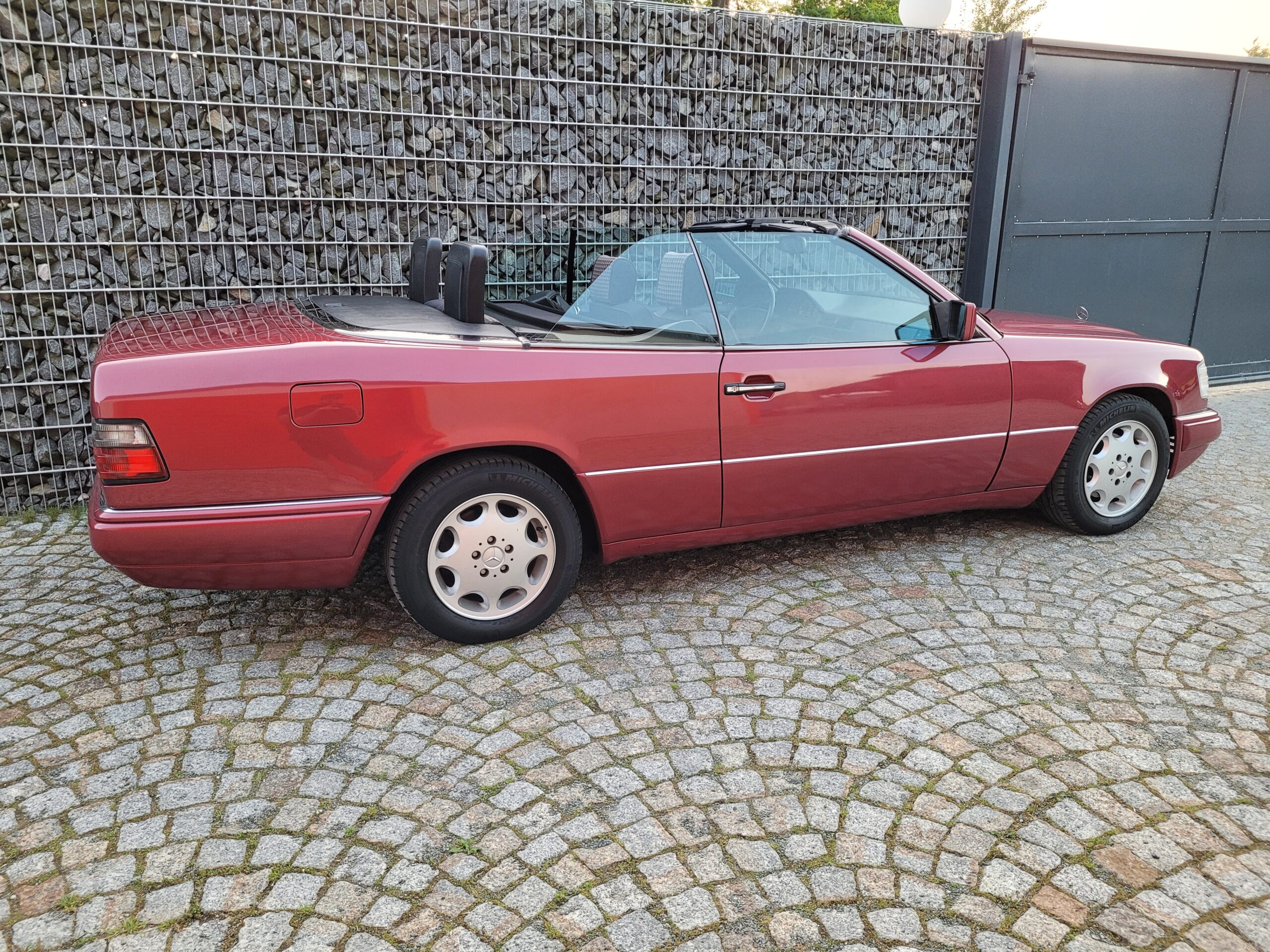Mercedes E220 Cabriolet